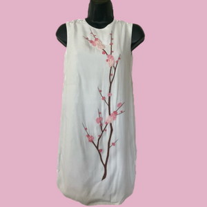 Chinéese handmade Dress, Cherry Blossom, with aplique flower designs.